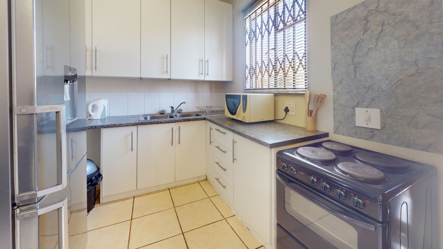 2 Bedroom Property for Sale in Dassie Rand North West